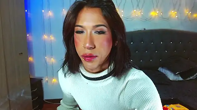 Kenisha Sweet online show from 5, 2, 2025