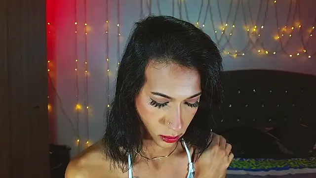 Kenisha Sweet online show from 21, 3, 2025