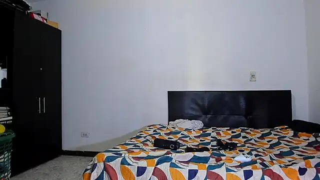 ares sexxx online show from 25, 2, 2026