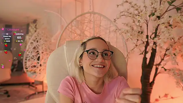 DalahiaRush online show from 21, 2, 2025