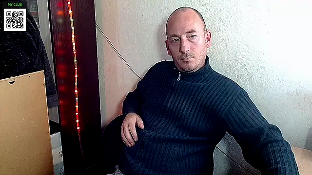 Snapshot of Johan___Barker chatting on 23, 12, 2024 Johan Barker online show from 23, 12, 2024