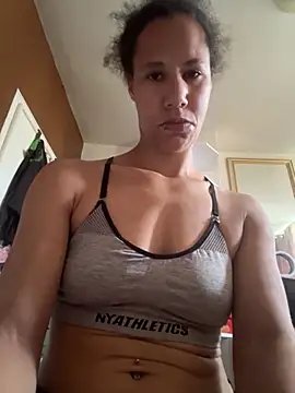 Snapshot of AaliyahHarris chatting on 10, 5, 2026 AaliyahHarris online show from 10, 5, 2026