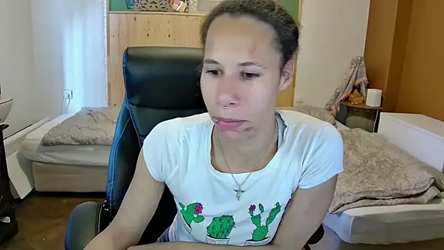 Snapshot of AaliyahHarris chatting on 22, 5, 2026 AaliyahHarris online show from 22, 5, 2026