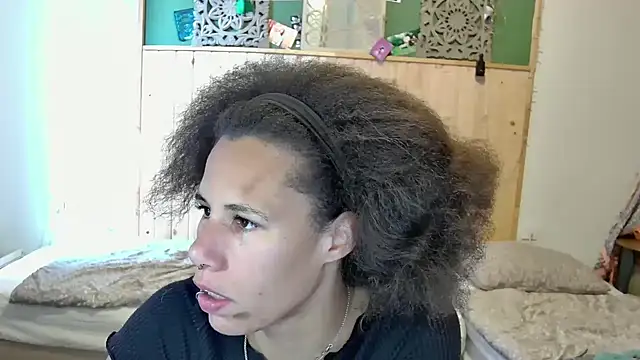Snapshot of AaliyahHarris chatting on 2, 6, 2026 AaliyahHarris online show from 2, 6, 2026