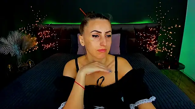 Rebecca Diamond online show from 23, 9, 2025