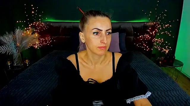 Rebecca Diamond online show from 2, 10, 2025