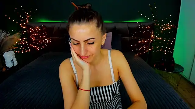 Rebecca Diamond online show from 18, 11, 2025