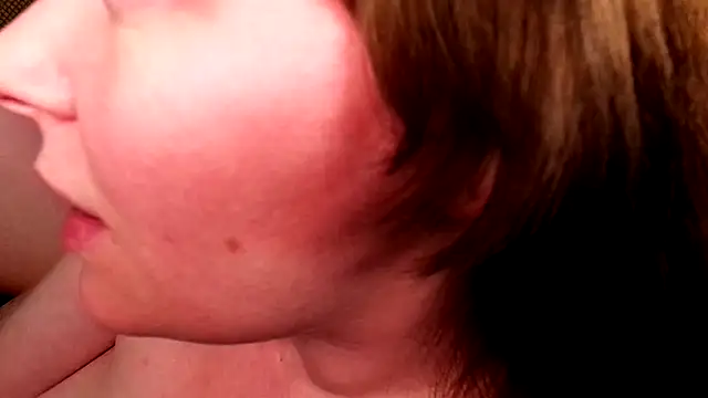 Snapshot of GamerGirlRoxyAndLee chatting on 11, 1, 2025 GamerGirlRoxyAndLee online show from 11, 1, 2025