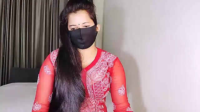 Snapshot of YourLovelyQueen chatting on 6, 12, 2024 YourLovelyQueen online show from 6, 12, 2024