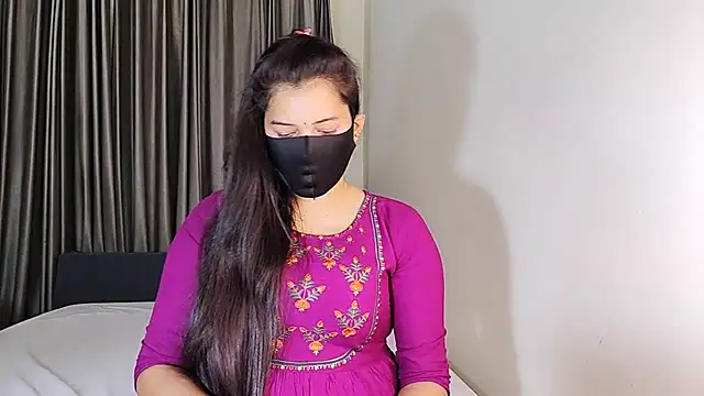 Snapshot of YourLovelyQueen chatting on 15, 1, 2025 YourLovelyQueen online show from 15, 1, 2025
