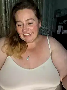 Snapshot of Iceprincess2bad4u chatting on 25, 2, 2025 Iceprincess2bad4u online show from 25, 2, 2025
