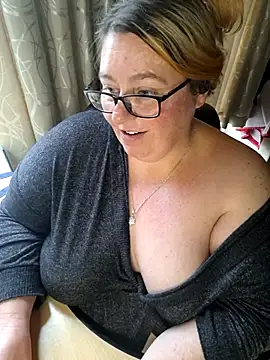 Snapshot of Iceprincess2bad4u chatting on 16, 11, 2025 Iceprincess2bad4u online show from 16, 11, 2025