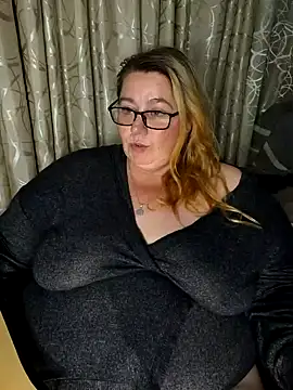 Snapshot of Iceprincess2bad4u chatting on 22, 11, 2025 Iceprincess2bad4u online show from 22, 11, 2025