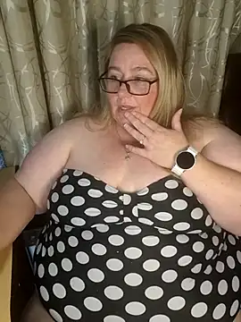 Snapshot of Iceprincess2bad4u chatting on 23, 2, 2026 Iceprincess2bad4u online show from 23, 2, 2026