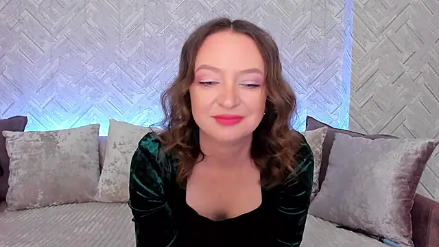 EvaBarsa  online show from 18, 11, 2025