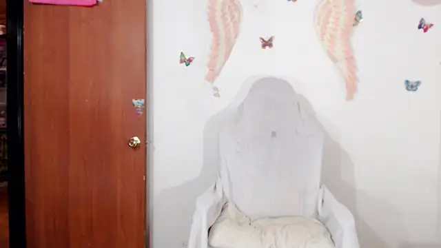 Snapshot of angie_tssex chatting on 17, 12, 2024 angie tssex online show from 17, 12, 2024