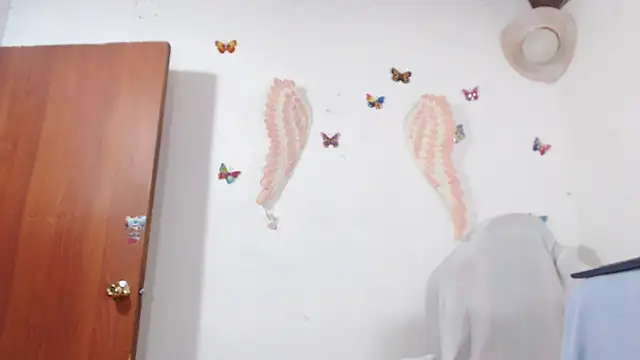 Snapshot of angie_tssex chatting on 7, 3, 2025 angie tssex online show from 7, 3, 2025