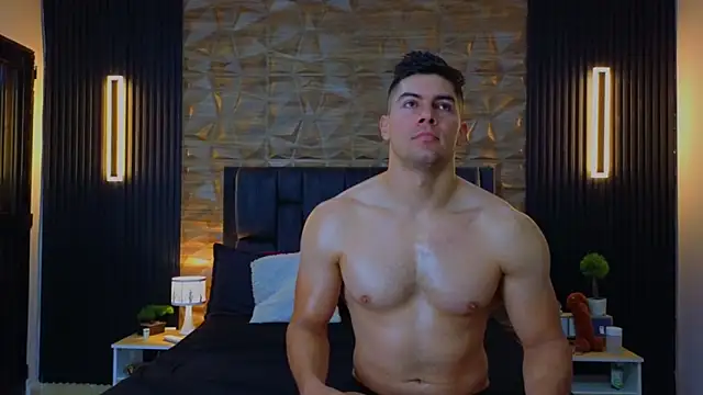 Snapshot of FelipeAndMarcello3 chatting on 21, 2, 2025 FelipeAndMarcello3 online show from 21, 2, 2025