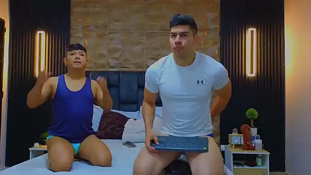 Snapshot of FelipeAndMarcello3 chatting on 27, 2, 2025 FelipeAndMarcello3 online show from 27, 2, 2025