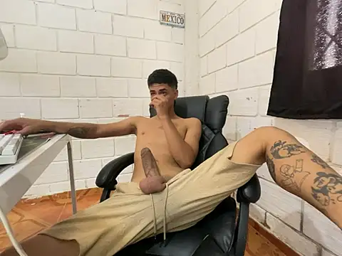 Max TheHorseDick online show from 14, 5, 2026
