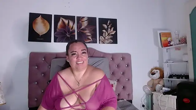 -helen online show from 21, 10, 2025