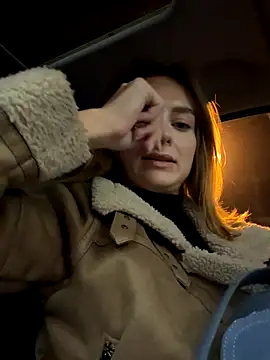 -AngelAri- online show from 1, 10, 2025