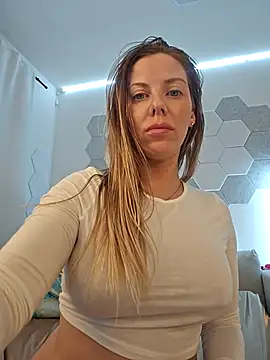 novaforyou1 online show from 6, 3, 2025