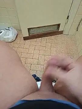 Snapshot of Frossi94 chatting on 17, 11, 2025 Frossi94 online show from 17, 11, 2025