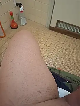 Snapshot of Frossi94 chatting on 3, 12, 2025 Frossi94 online show from 3, 12, 2025