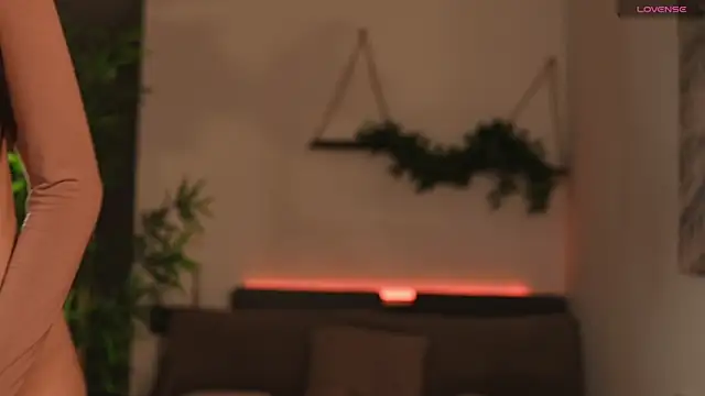 Jaylee Krys online show from 15, 4, 2026