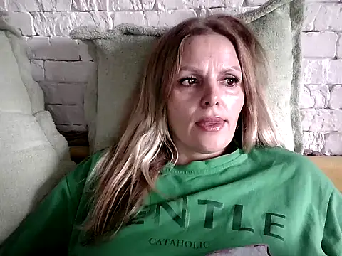 Angel girllovemy online show from 15, 1, 2026