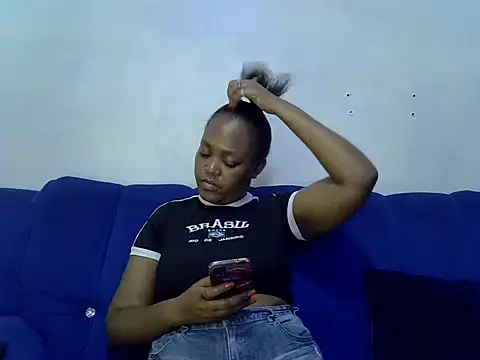 Snapshot of Spice202 chatting on 13, 10, 2025 Spice202 online show from 13, 10, 2025