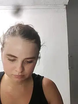 HellenMiyer1111 online show from 4, 3, 2026