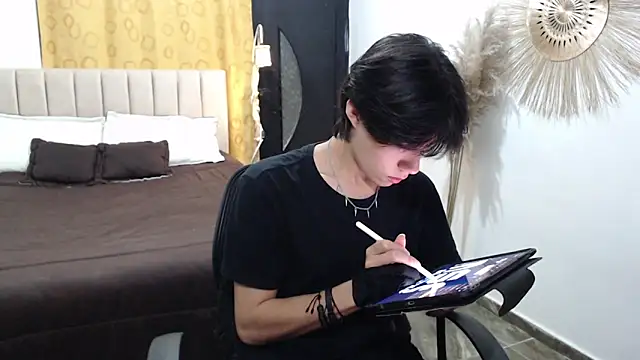 Snapshot of Elio-cam chatting on 3, 11, 2025 Elio-cam online show from 3, 11, 2025