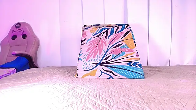 Snapshot of raven_lilith_ chatting on 26, 10, 2025 raven lilith online show from 26, 10, 2025