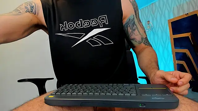 Petesevans online show from 15, 12, 2025