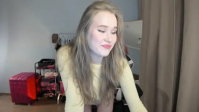 Snapshot of sexxy_potatoes chatting on 7, 11, 2025 sexxy potatoes online show from 7, 11, 2025