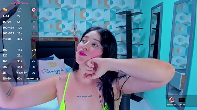 BIANCAROY1 online show from 10, 10, 2025