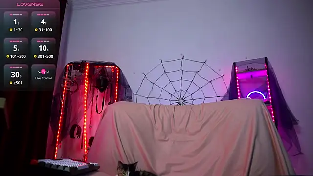 CyberXGoddess online show from 13, 11, 2025