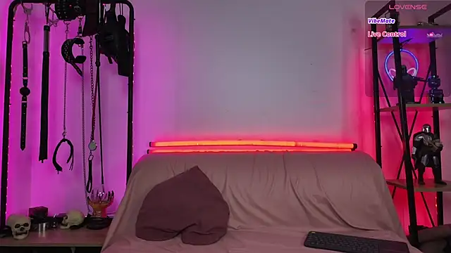 CyberXGoddess online show from 4, 6, 2026