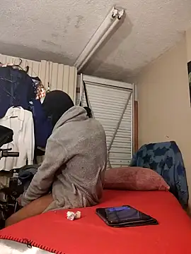 Maculine Stayr online show from 9, 1, 2025