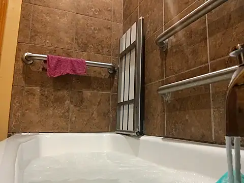 Maculine Stayr online show from 17, 3, 2025