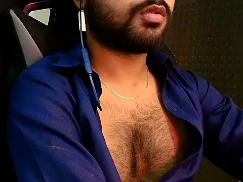 Snapshot of SHENOY3 chatting on 17, 5, 2026 SHENOY3 online show from 17, 5, 2026