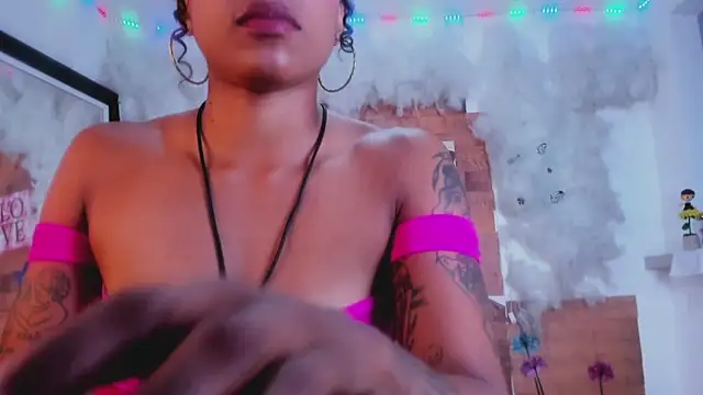 kelly thomson online show from 14, 2, 2025