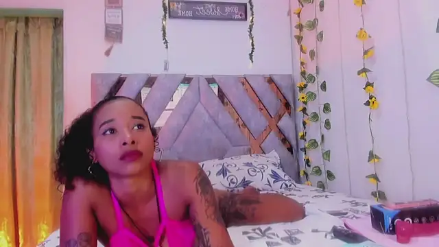 kelly thomson online show from 25, 2, 2025