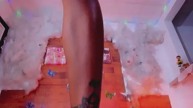 kelly thomson online show from 26, 2, 2025