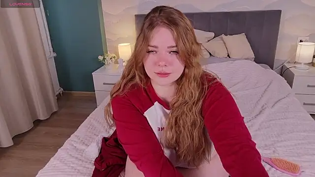 Tori cat online show from 16, 4, 2026