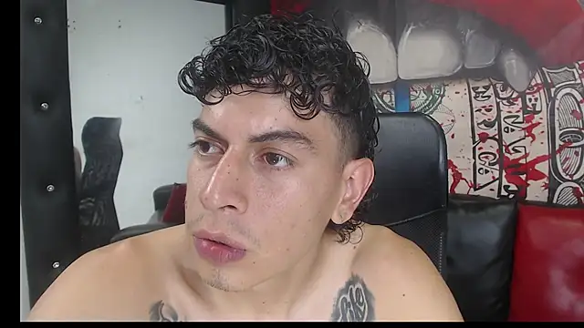 Snapshot of Strongernastyx chatting on 3, 12, 2024 Strongernastyx online show from 3, 12, 2024