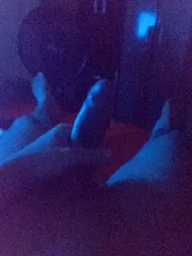 Kira-san online show from 2, 4, 2026