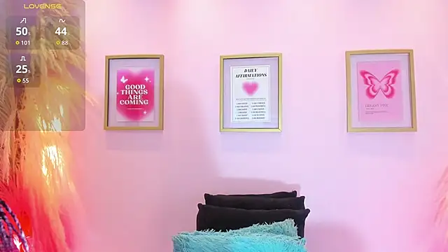 Snapshot of EmmySweett chatting on 21, 10, 2025 EmmySweett online show from 21, 10, 2025